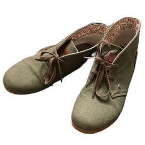 Mad Love Army Green ankle boots sz 10